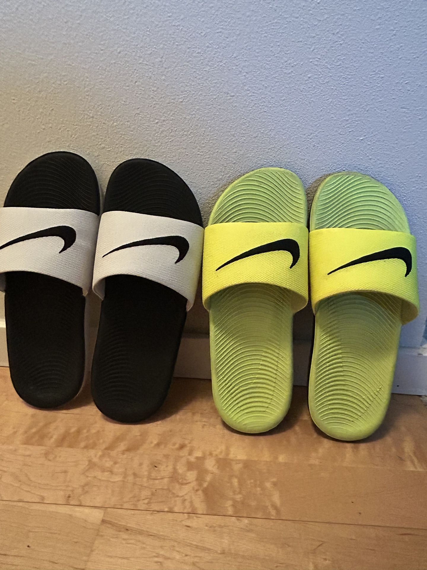 2 Pairs Of Nike Slides - YOUTH size 7