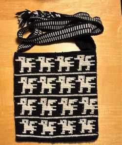 Gently used South American Hand-Woven Wool Crossbody Bag