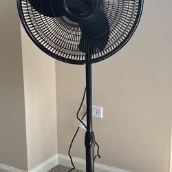 Lasko fan with 3 speed adjustment