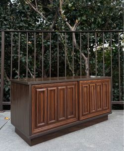 Vintage Mid Century Modern Walnut Record Stand Media Console Entertainment Center