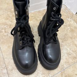 Jacket And Skirt Set And Shoes For Sale