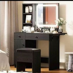 Vanity Desk with LED Lighted Mirror & Power Outlet, Makeup Table 