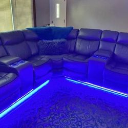 Power Reclining Sectional Couch