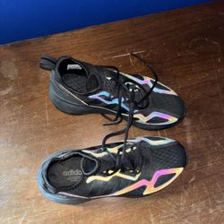 NEW ADIDAS SHOES/NEVER BEEN WORN