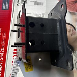 2020-2025 NISSAN VERSA FRONT BUMPER RIGHT SIDE STAY MOUNT BRACKET SUPPORT OEM