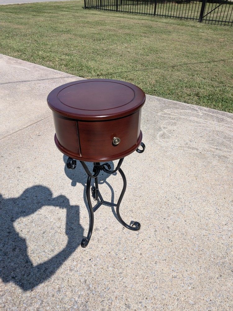 Solid Wood Round Drum Side Table