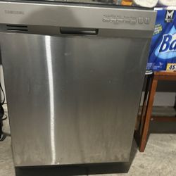 Dishwasher 