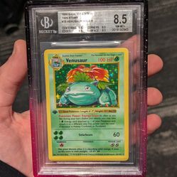 First edition shadowless Venusaur BGS 8.5 pokemon cards