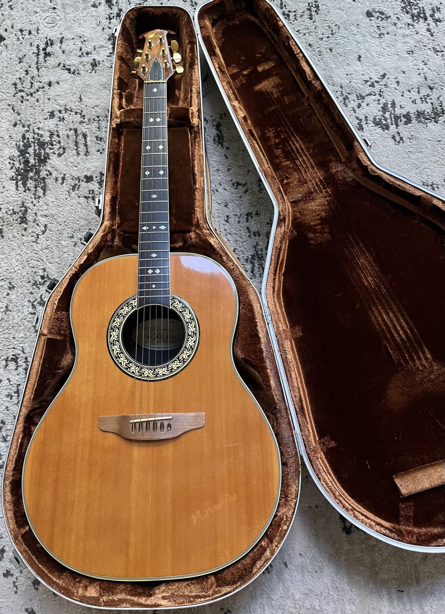 Ovation 1127 Glenn Campbell Series 1978 for Sale in Dallas, TX - OfferUp