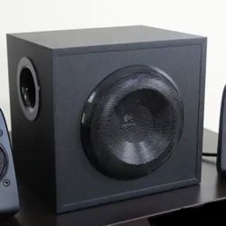 Speakers And Subwoofer 
