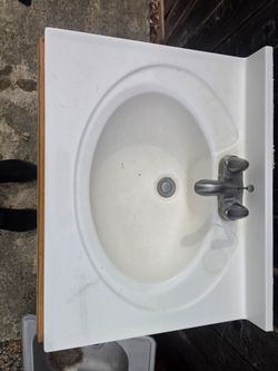 24 inch bathroom vanity
