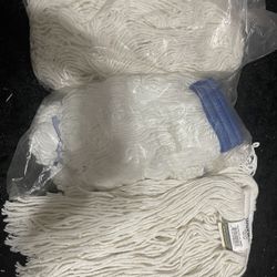 Mops