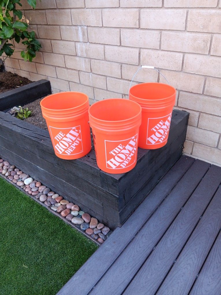3 Buckets $2 Each