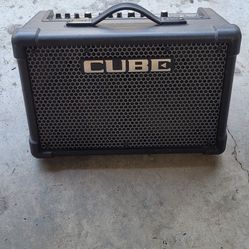 Roland Cube Speaker/Amp