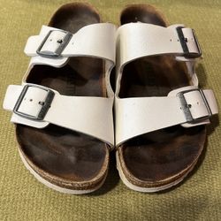 Woman’s Birkenstock Sandals
