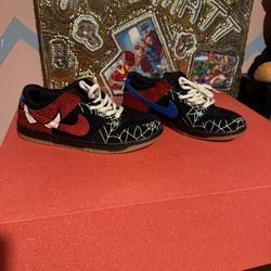 Custom Spider-Man Nike Dunk