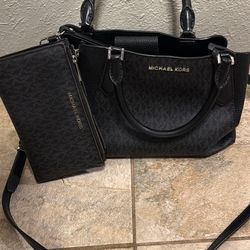 MK Purse And Wallet