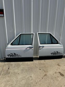 Jeep Cherokee XJ Front Driver and Passenger Door OEM 1984 through 1996