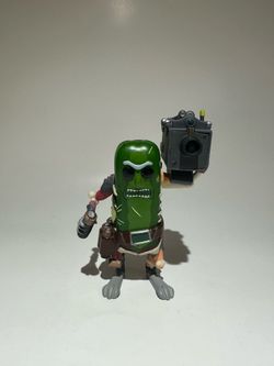 Funko Pop Animation Rick and Morty - Pickle Rick with Laser Cannon #332 vinyl figure