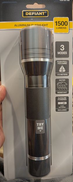 Defiant Aluminum Flashlight