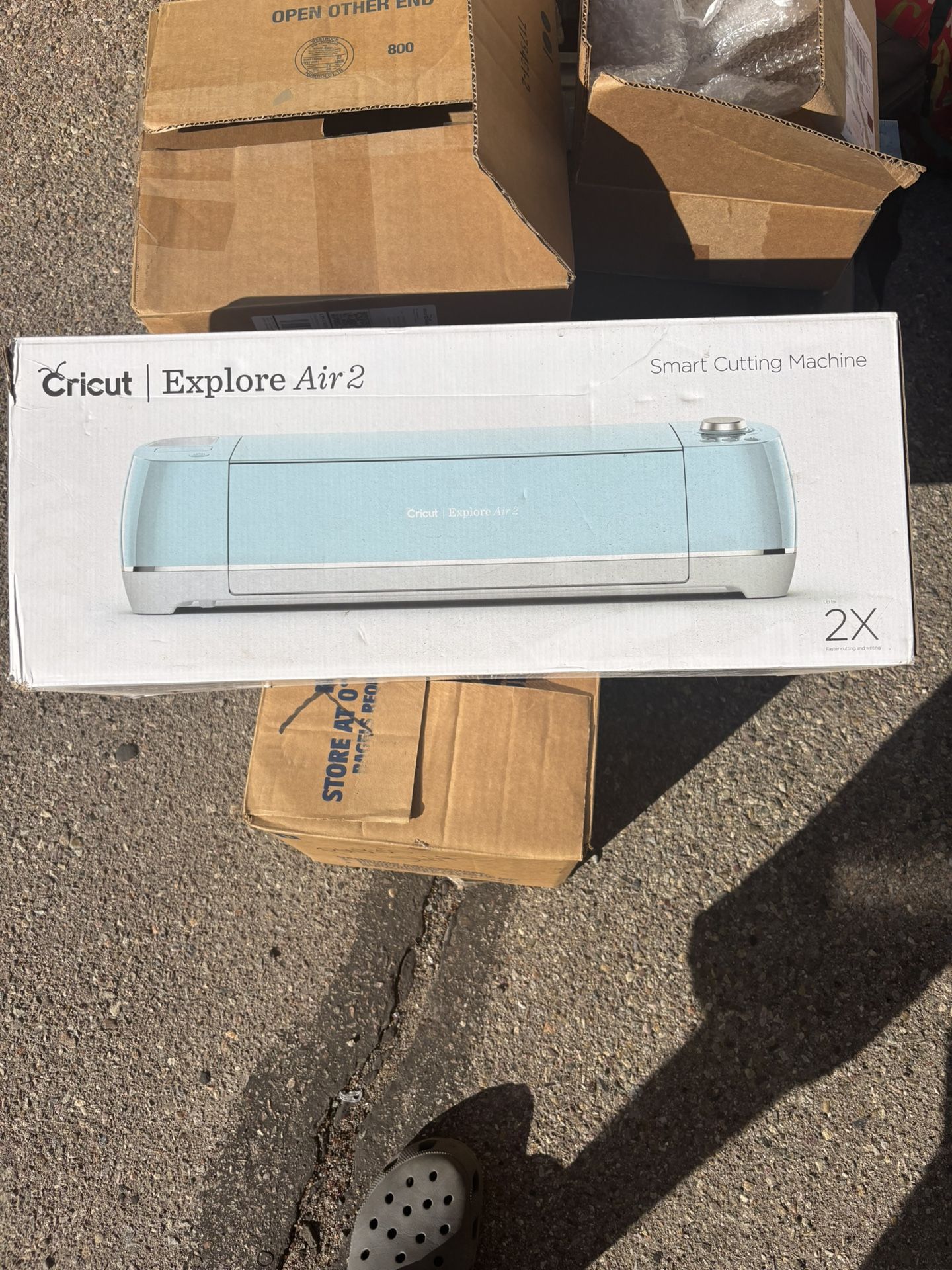 Cricut Explorer Air 2 Only Used A Couple Times Before Upgraded.