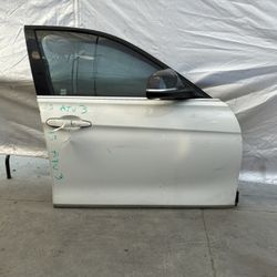 2013 BMW 3series Right Front Door