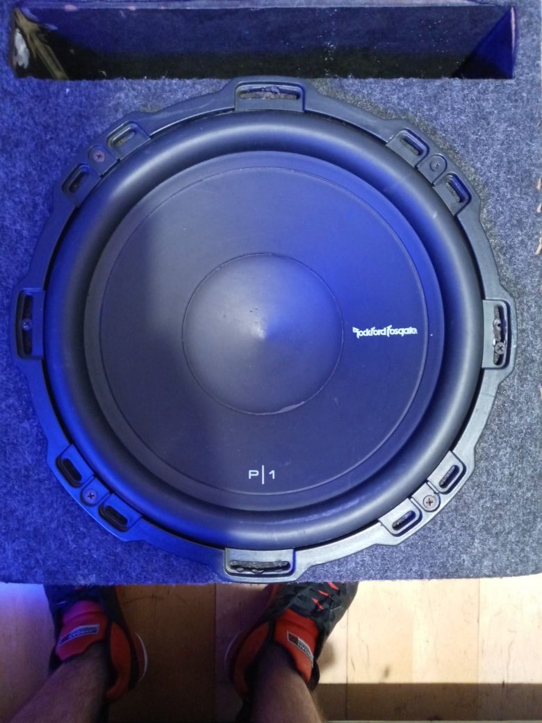 Rockford Fosgate P1 12 inch sub