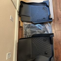 4Runner floor mats - NEW 