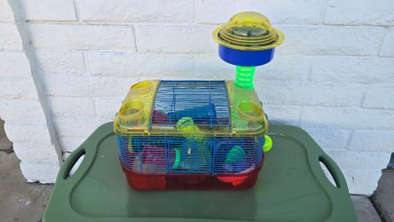 Hamster House, Tunnels & Tower