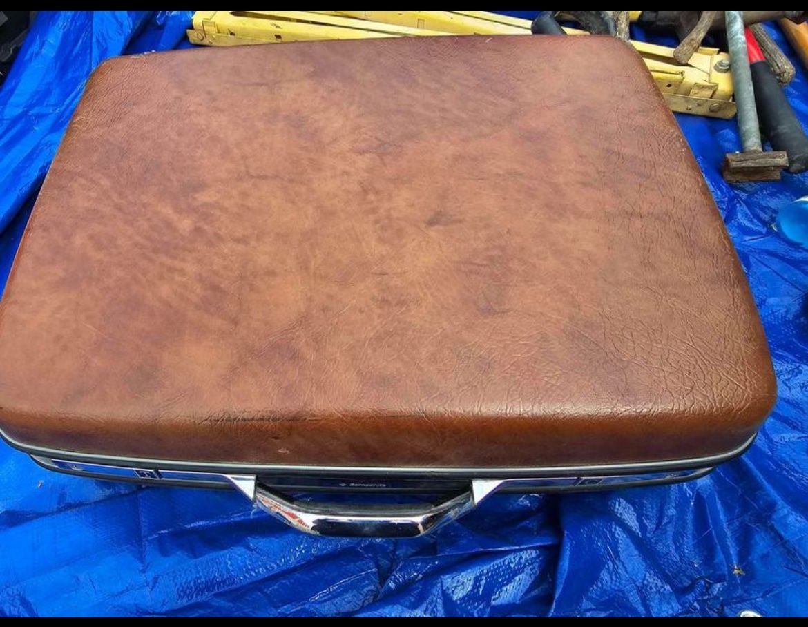Vintage Samsonite Hard-sided Suitcase