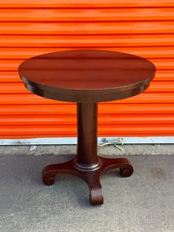 Mitchell Gold + Bob Williams Georgian-style side table