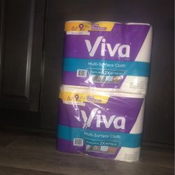 Dos Paquetes De Papel De Toalla $12 