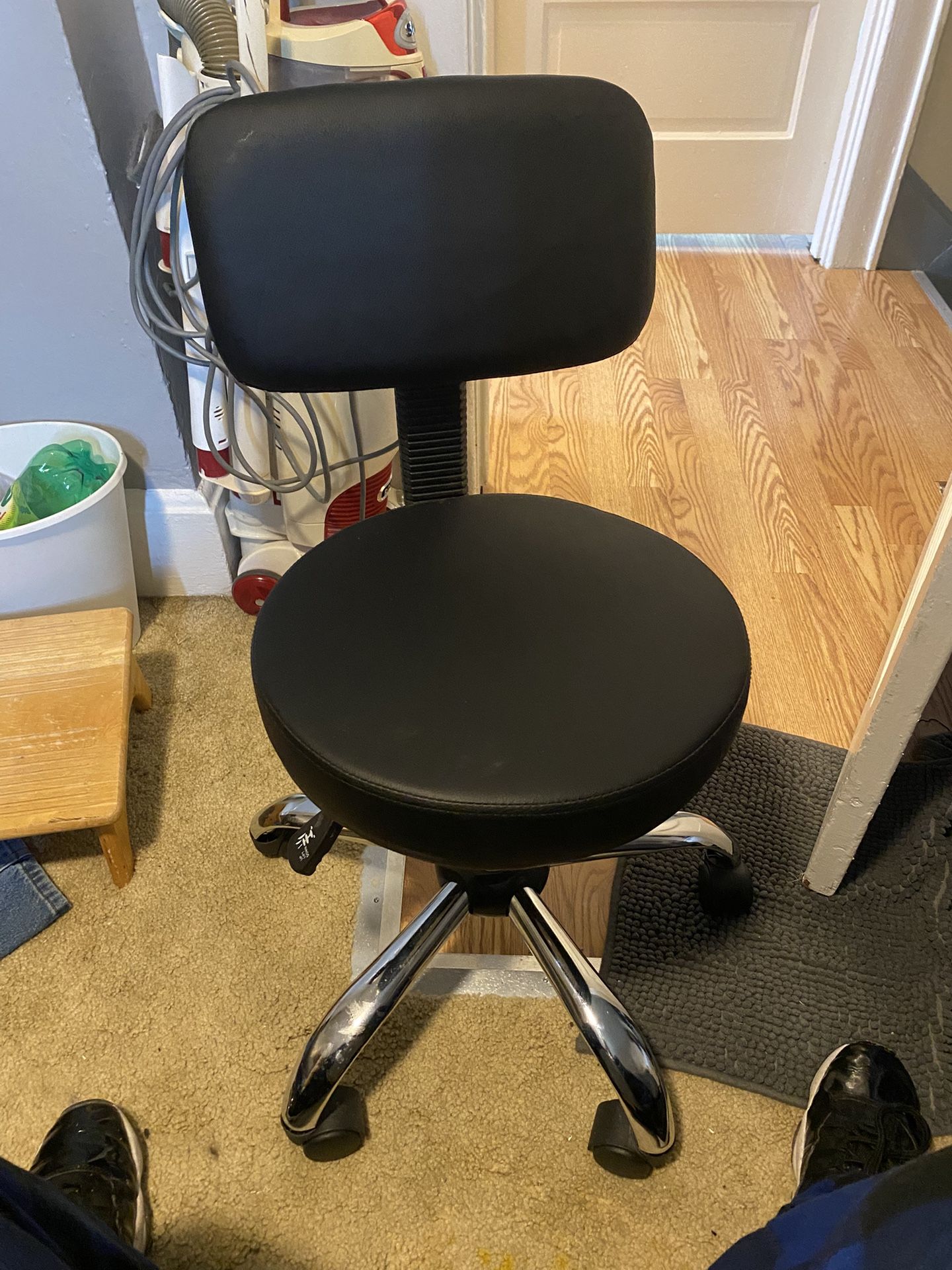 Computer Chair Perfectly Fine Js Needs One Bolt