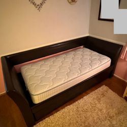 Trundle Bed - Twin Size With 1 Twin Mattress - From Costco