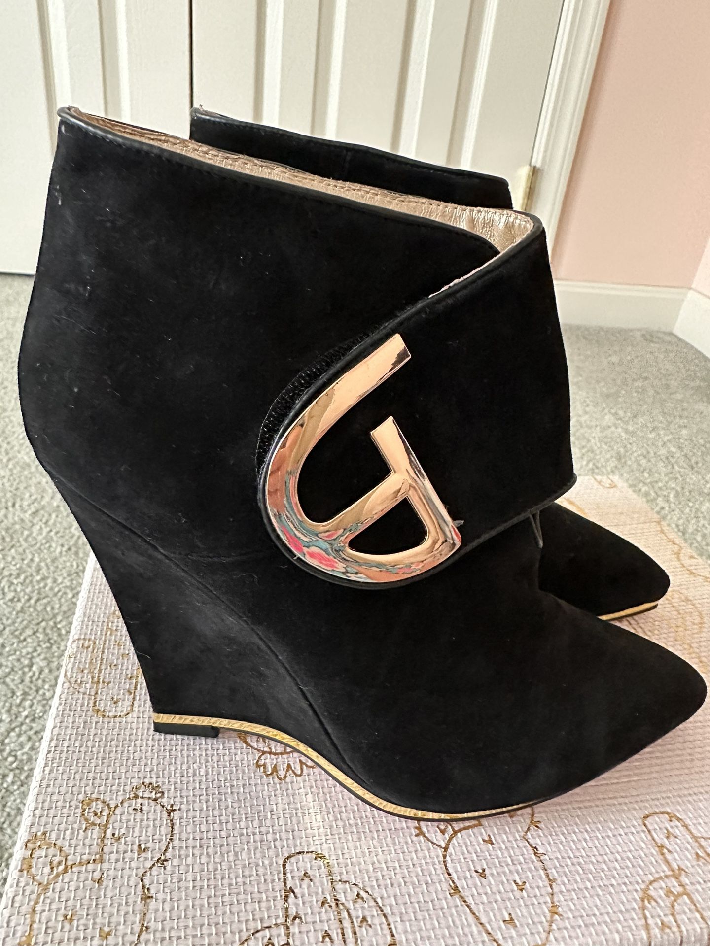 Booties for women