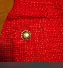 Red skirt