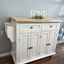 Kitchen Island 