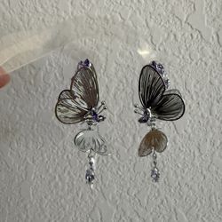 Women’s silver and purple Butterfly Earrings