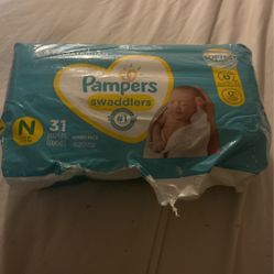 Pampers Swaddles Newborn Size