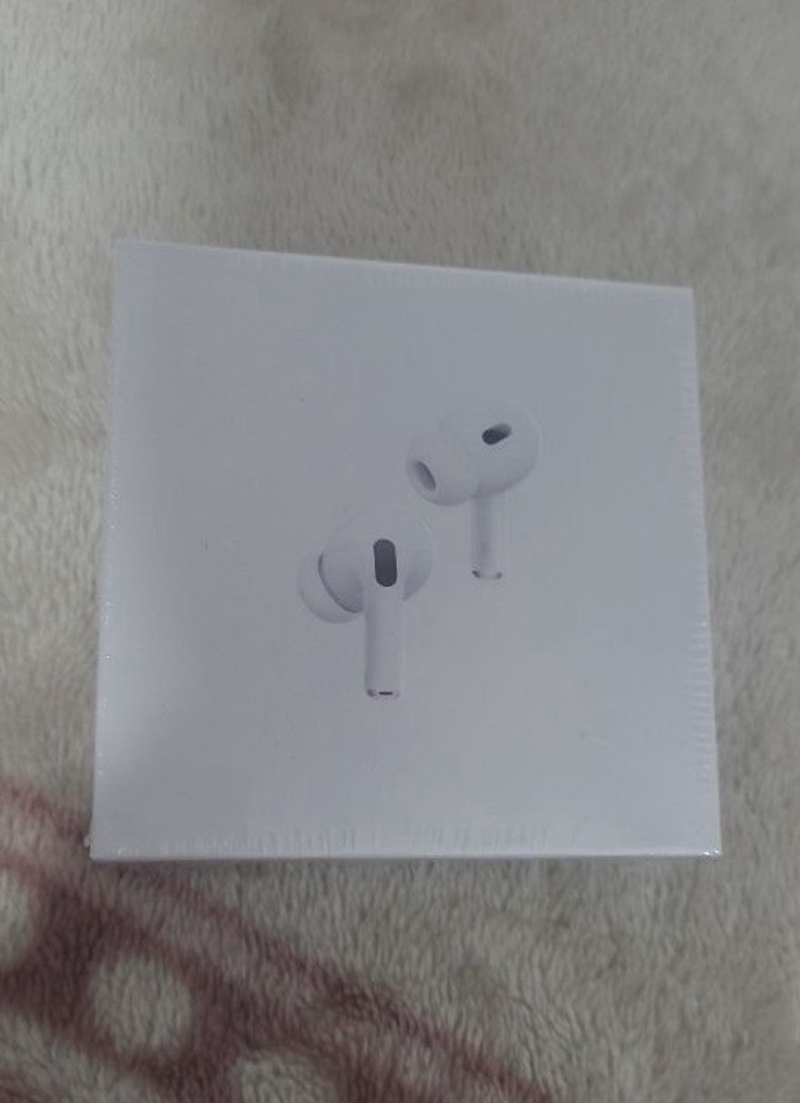 Brand New Earphones 2 Generation 