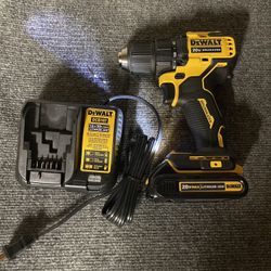 Dewalt Atomic Drill Kit 