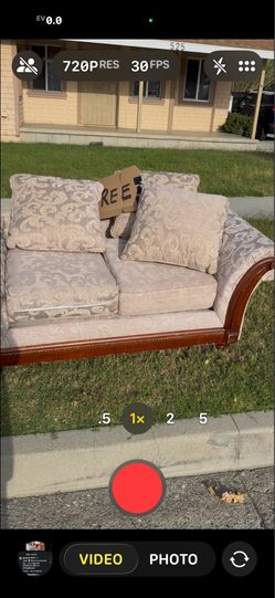 FREE SOFA