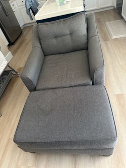 Gray Armchair with Ottoman