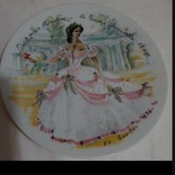 D' ARCEAU LIMOGES - FRANCE PORCELAIN PLATE DM878