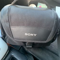 Sony alpha 6000 with 4K and wifi capability with two lenses and bag and strap