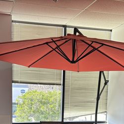 10 Feet No Lights Outdoor Patio Cantilever Umbrella (Base Not Included)
