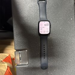 Apple Watch Series 8