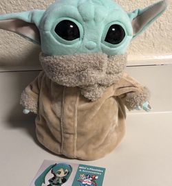 BABY YODA PLUSHIE