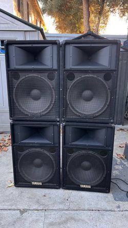 4 Yamaha Speakers