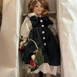25 “Mann” Collector Dolls